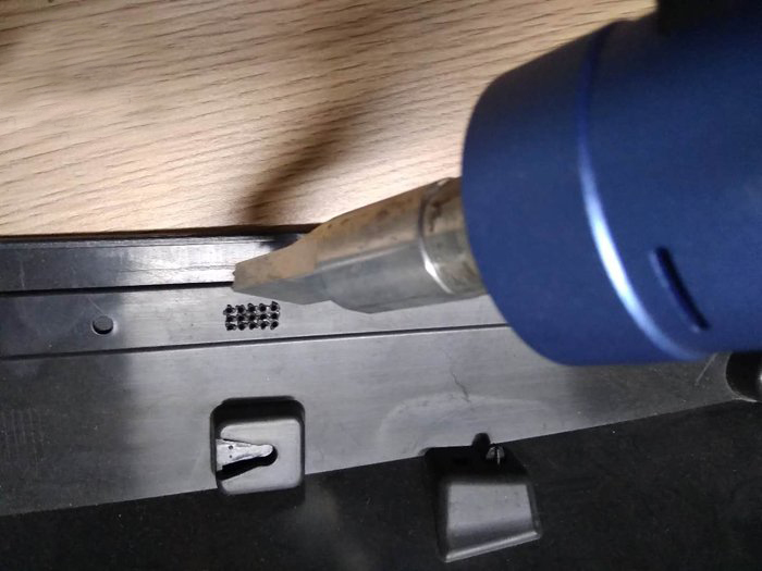 實(shí)用型手持式超聲波點(diǎn)焊機(jī)1.jpg